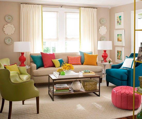 550x458xcute-colorful-living-room.jpg.pagespeed.ic.0BZ5MuuXSf